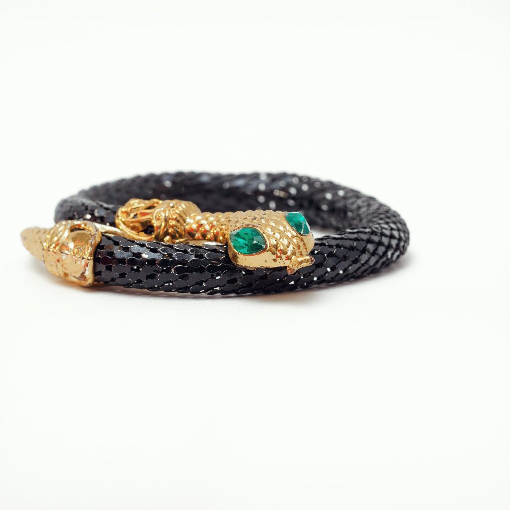 Offrez un cadeau unique et touchant : le bracelet personnalisé avec votre petit mot